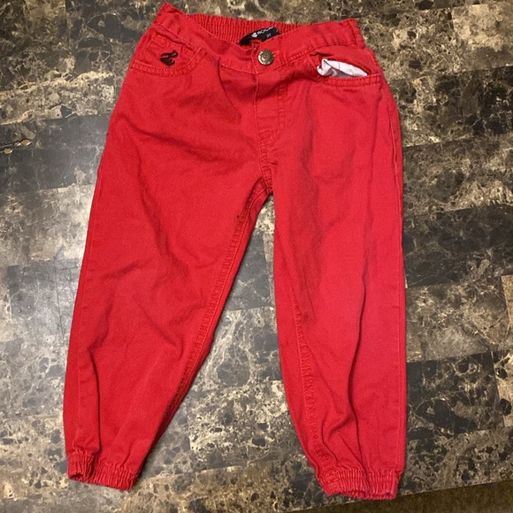 Some amazing baby boy paint red pair rocawear and the Jean pair Place a nice b.. - Picture 2 of 9